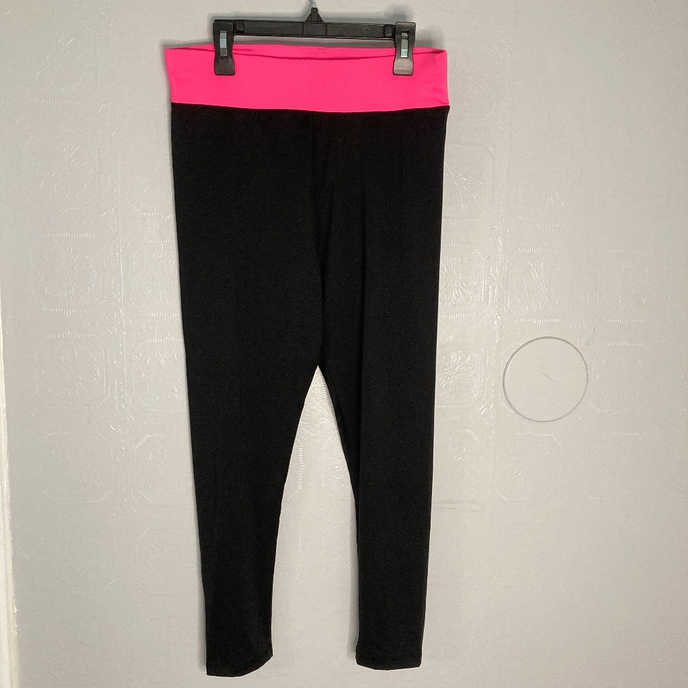 Zone Pro Women’s Black and Pink Leggings size Medium